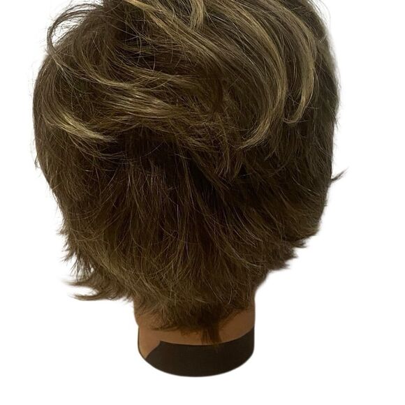 Raquel Welch Kanekalon Vibralite Modacrylic Lot Of Two Brown Wigs - Picture 16 of 16